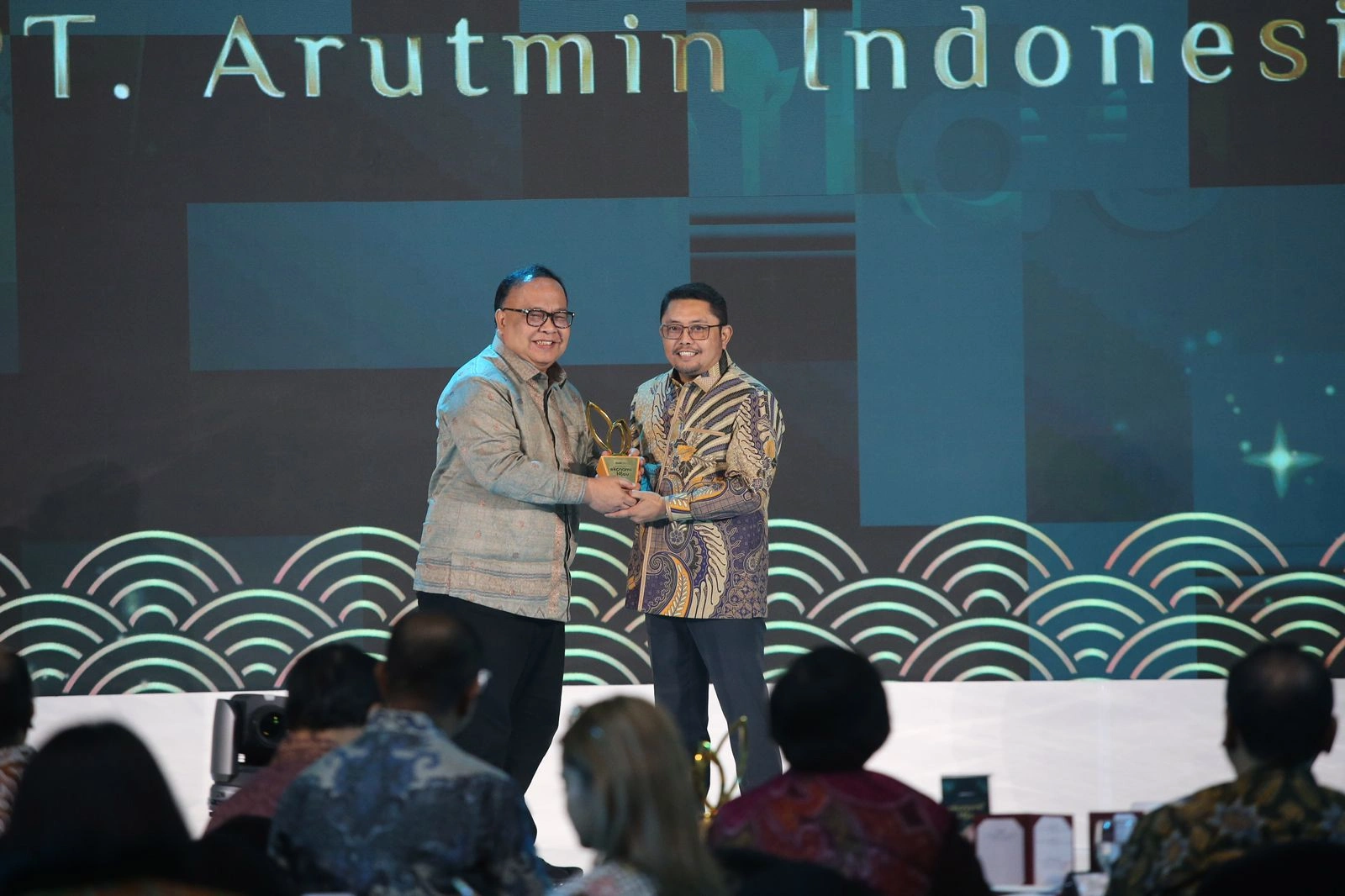 Grup BUMI Borong 3 Penghargaan Bergengsi Ekonomi Hijau 2024