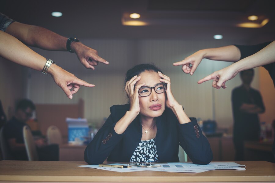 9 Hal yang Membuat Seseorang Terlihat Kurang Menarik Menurut Psikologi