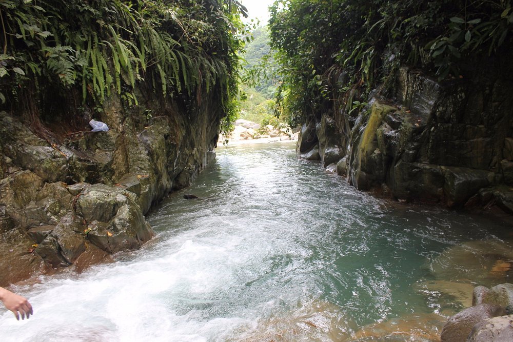 Curug Leuwi Hejo