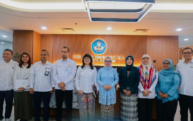 Wamen Diktisaintek Dorong Sinergi Kampus dan Koperasi Merah Putih untuk Perkuat Ekonomi Desa