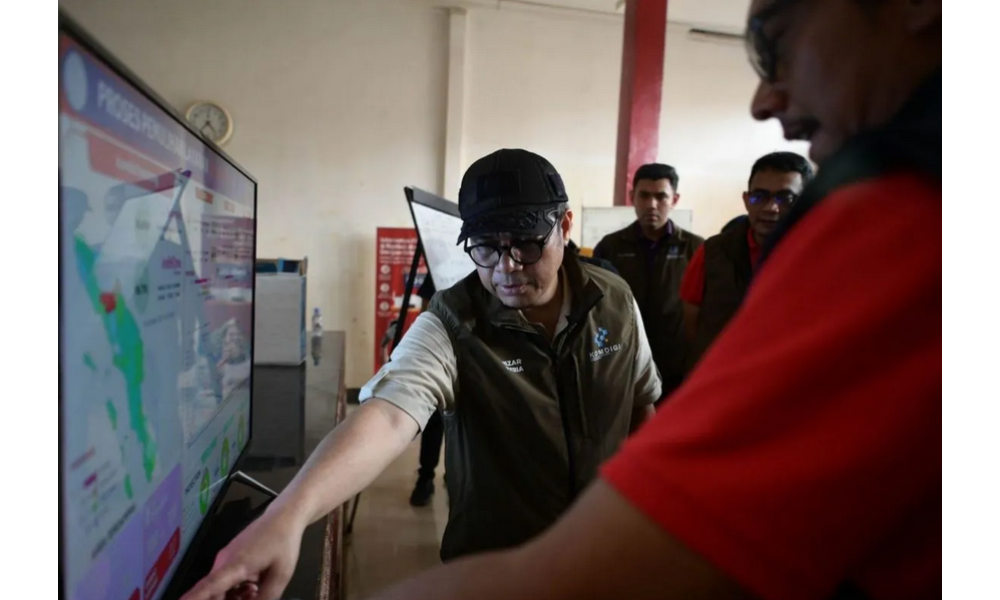 Kemkomdigi dan Telkom Group Salurkan Bantuan dan Percepat Pemulihan Jaringan Telekomunikasi di Aceh