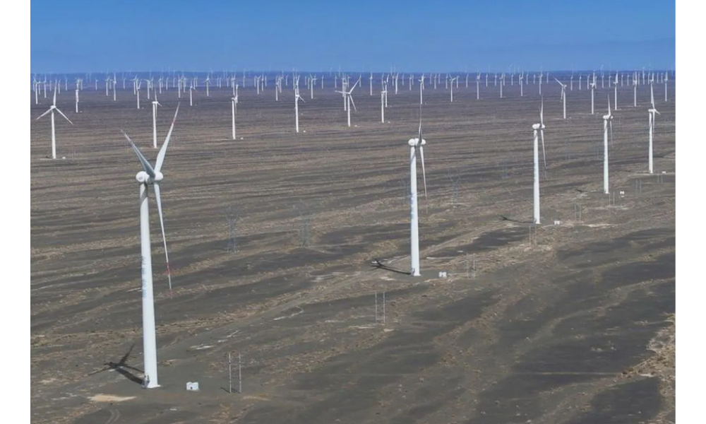 Xinjiang Tarik Investasi Lebih dari 1 Triliun Yuan Sepanjang 2025, Didominasi Sektor Energi dan Logistik