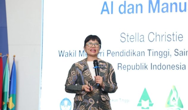 Wamendikti Stella Christie Tekankan Mahasiswa Harus Berpikir Kritis di Tengah Gempuran Kecerdasan Buatan