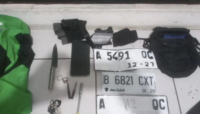 Polisi Tangkap Dua Pelaku Pencurian Bersenjata Tajam di Tangerang, Diduga Terlibat Jaringan Begal