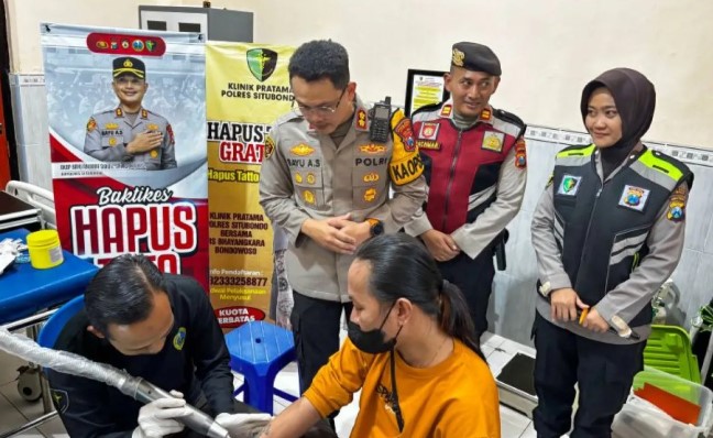 Polres Situbondo Gelar Program Hapus Tato Gratis, Seratusan Warga Antusias Ikut