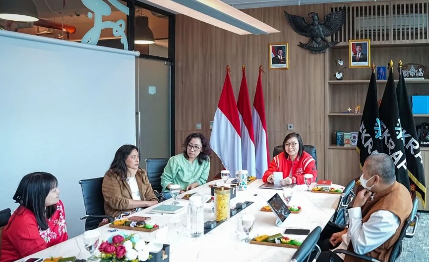 Wakil Menteri Ekonomi Kreatif Dorong Inklusivitas Lewat Film “Na Willa” Sambut Imlek