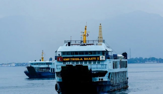 ASDP Prediksi 1,67 Juta Penumpang Lintasi Ketapang–Gilimanuk saat Lebaran 2026, Siapkan Hingga 32 Kapal