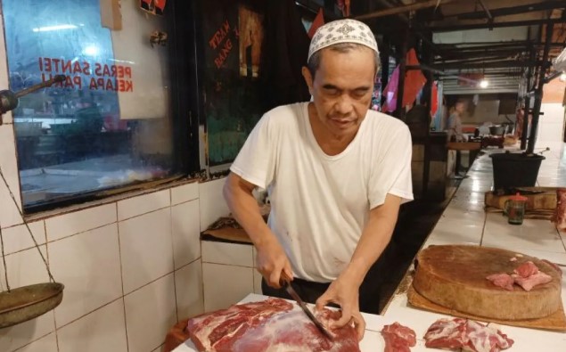 Pemkot Jakarta Timur Meminta Pedagang Daging Memperketat Sanitasi Jelang Imlek dan Ramadhan 2026