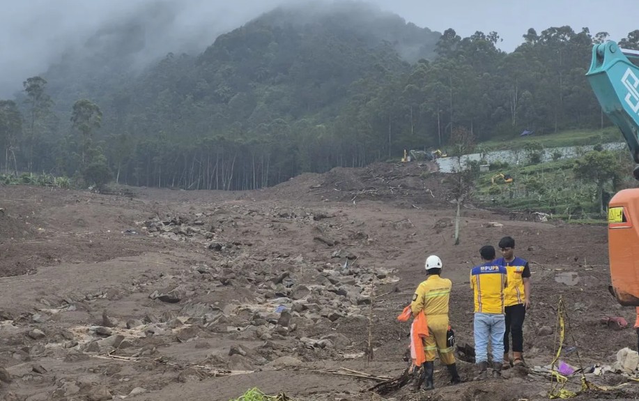 Longsor Pasirlangu Bandung Barat Masuki Hari ke-20, Tim SAR Evakuasi 101 Kantong Jenazah dan 83 Teridentifikasi