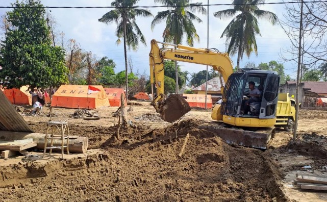 Dua Bulan Pascabanjir Bandang, Warga Pidie Jaya Masih Berjuang di Atas Lumpur yang Mengering