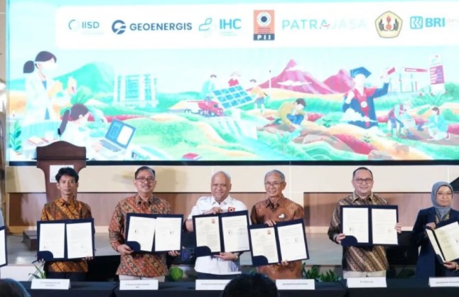 Universitas Pertamina dan PII Teken MoU untuk Dorong Reindustrialisasi Indonesia