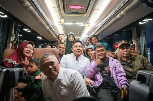 Analis Nilai Keaktifan Seskab Teddy Wajar dan Penting untuk Pastikan Program Pemerintah Berjalan