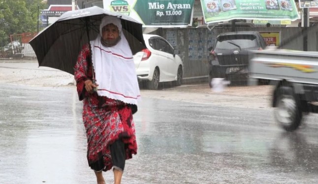 BMKG Ingatkan Mayoritas Wilayah Indonesia Berpotensi Diguyur Hujan pada Jumat
