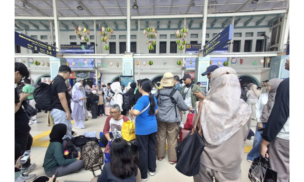 KAI Sebut Kereta Api Jadi Pilihan Utama Masyarakat saat Arus Balik Lebaran