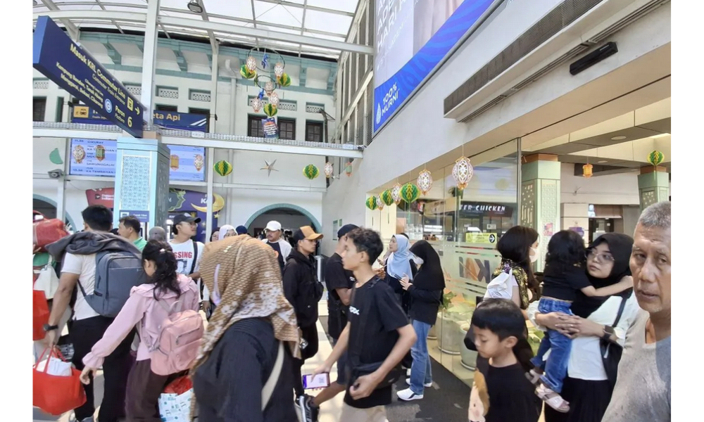 KAI Daop 1 Catat 52.896 Penumpang Tiba di Jakarta pada H+8 Lebaran