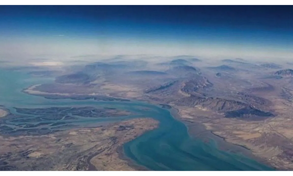 Konflik AS-Israel dan Iran Picu Krisis Selat Hormuz, Ribuan Kapal Tertahan