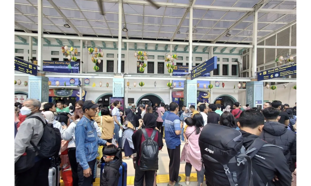 KAI Daop 1 Catat 370.559 Penumpang Tiba Selama Arus Balik Lebaran