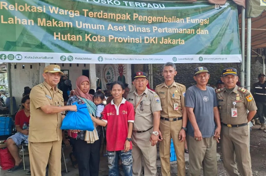 Relokasi 128 KK di Kalideres Dilanjutkan, Pemkot Jakbar Siapkan Lahan Pemakaman Baru 65 Hektare