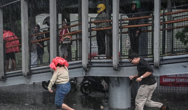 BMKG Prediksi Sebagian Wilayah Jakarta Diguyur Hujan Sejak Pagi hingga Malam Hari