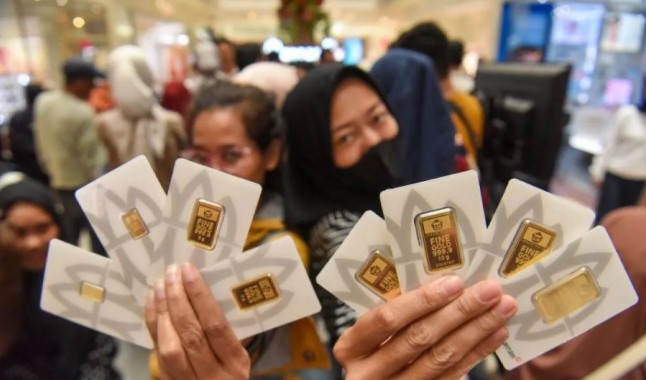 Harga Emas Antam Naik Rp20.000 Jadi Rp2,922 Juta per Gram pada Kamis Pagi