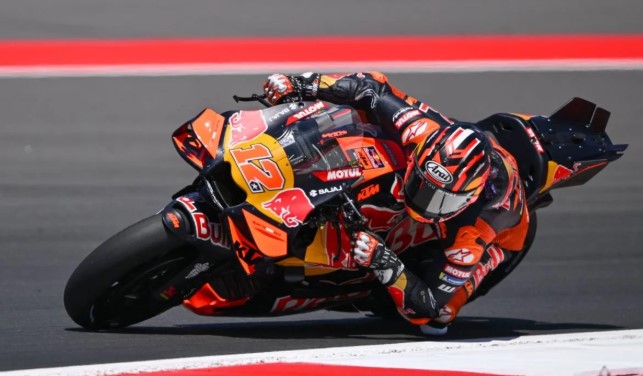 Maverick Vinales Tuntaskan Operasi Bahu Kiri dan Fokus Pemulihan Jelang MotoGP 2026