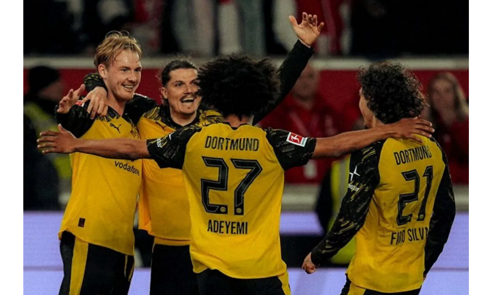 Dortmund Menang Dramatis atas Stuttgart Lewat Dua Gol Injury Time, Kokoh di Papan Atas Bundesliga
