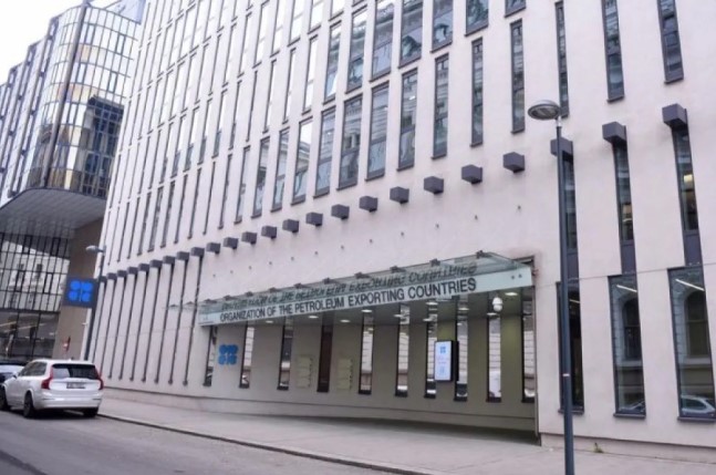 OPEC+8 Sepakat Naikkan Produksi Minyak 206 Ribu Barel per Hari pada Mei 2026