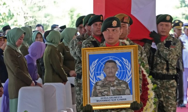 Tiga Prajurit TNI Gugur di Lebanon, Misi Perdamaian PBB Sisakan Duka Mendalam