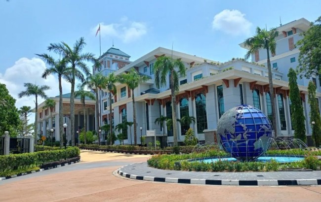 Satu Kapal Malaysia Diizinkan Melintasi Selat Hormuz Usai Diplomasi dengan Iran