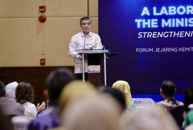 Menaker Pastikan Kesempatan Kerja Tetap Terbuka di Tengah Tantangan Global dan Disrupsi Teknologi