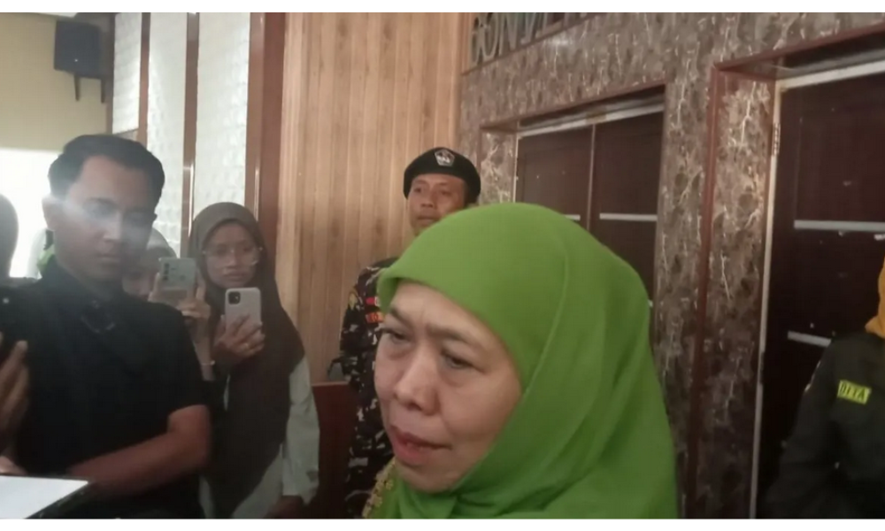 Khofifah Ajak Kader Muslimat NU Rawat Tradisi Gotong Royong dan Perdamaian