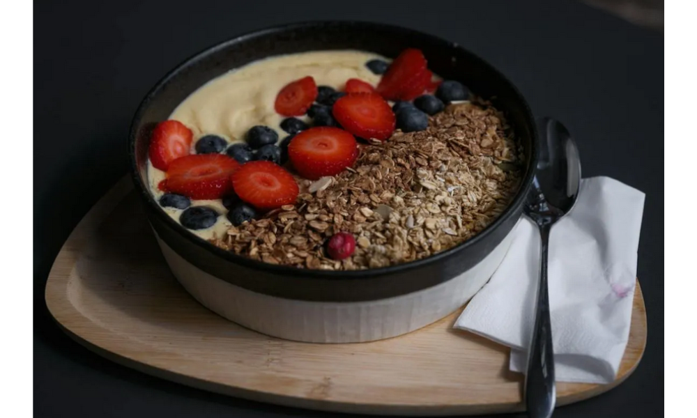 Kombinasi Greek Yoghurt Tentukan Manfaat, Pilih Topping Sehat agar Optimal