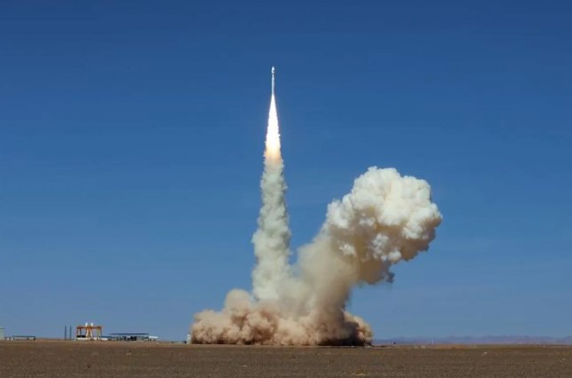 China Luncurkan Roket Lijian-1 Y12 Bawa Delapan Satelit ke Orbit Sesuai Rencana