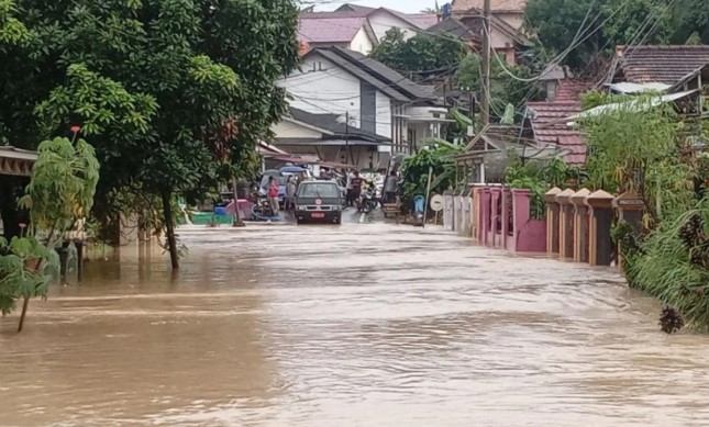 BNPB Ungkap Banjir Solo dan Bandung Dipicu Dampak Tidak Langsung Bibit Siklon 92S