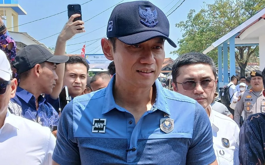 AHY Tinjau Kampung Nelayan Merah Putih di Tangerang, Fokus Lengkapi Infrastruktur hingga Pabrik Es Modern