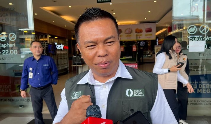 Pemerintah Pastikan Kendalikan Dampak Fluktuasi Harga Plastik terhadap Harga Pangan Nasional