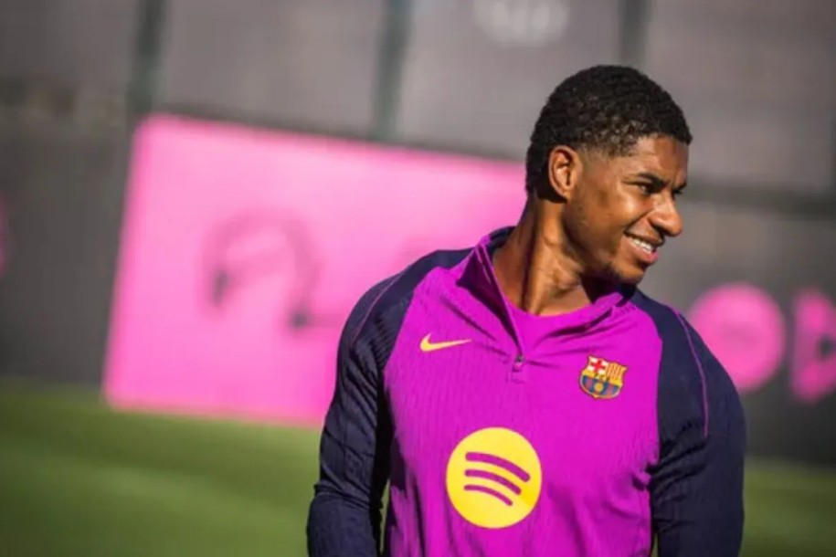 Marcus Rashford Belum Pasti Dipermanenkan Barcelona, Manchester United Masih Menimbang Keputusan