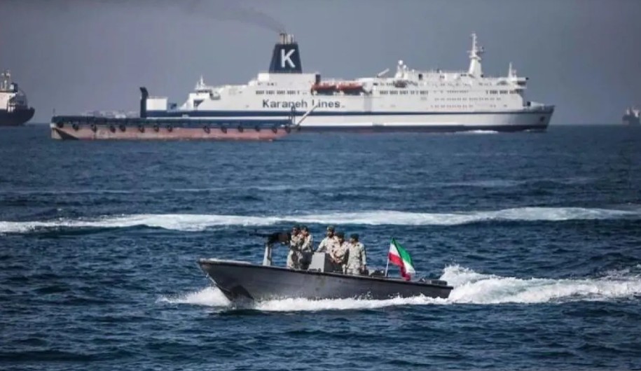Iran Tegaskan Kendali Ketat atas Selat Hormuz di Tengah Ketegangan dengan Amerika Serikat
