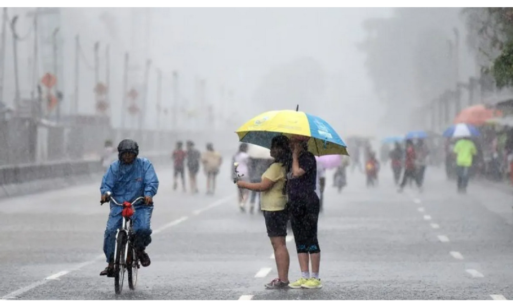 BMKG Prakirakan Hujan Ringan Guyur Mayoritas Ibu Kota Provinsi pada Minggu