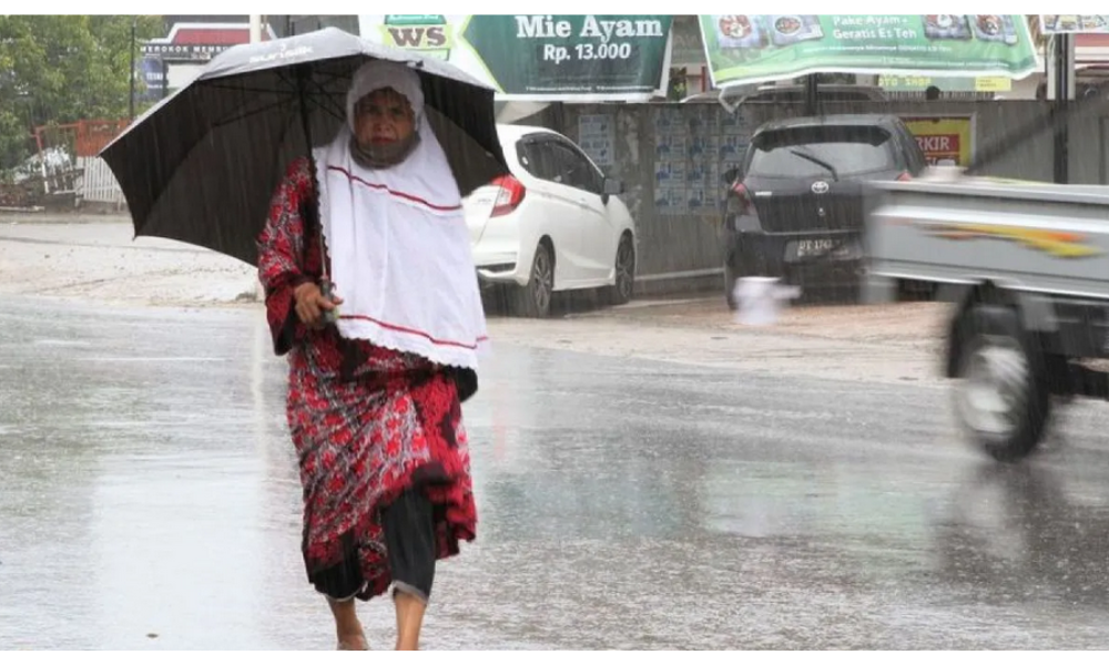 BMKG Kendari Prediksi Hujan Ringan Guyur Sulawesi Tenggara Siang hingga Dini Hari