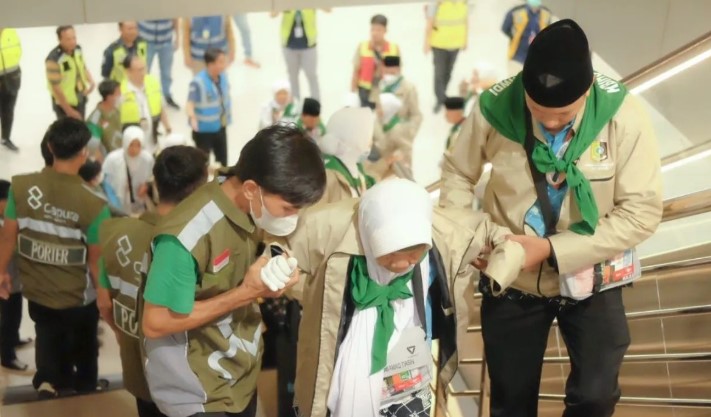 Calon Haji Kloter 2 NTB Batal Berangkat akibat Stroke, Digantikan Peserta Lain