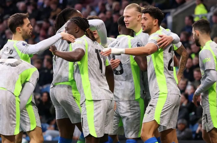 Manchester City Menang Tipis atas Burnley, Gol Haaland Bawa The Citizens ke Puncak Klasemen