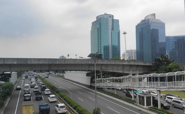 BMKG Prakirakan Hujan Ringan Guyur Sebagian Jakarta Sepanjang Hari Selasa