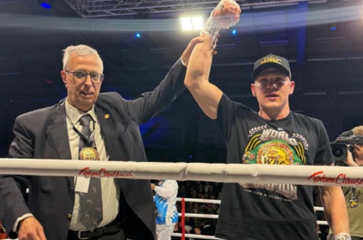 Jacob Bank Resmi Jadi Penantang Wajib Gelar Dunia WBC Usai Menang KO Meyakinkan