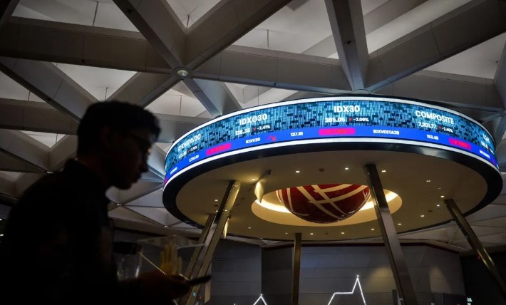 IHSG Menguat ke Level 7.096, Pasar Tunggu Arah Suku Bunga Global di Tengah Konflik AS-Iran