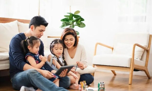 Dokter Ungkap Cara Tepat Dampingi Anak Saat Screen Time agar Tidak Berdampak Negatif