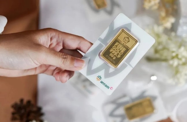 Harga Emas Antam Turun Rp15.000 Menjadi Rp2,769 Juta per Gram pada Kamis Pagi