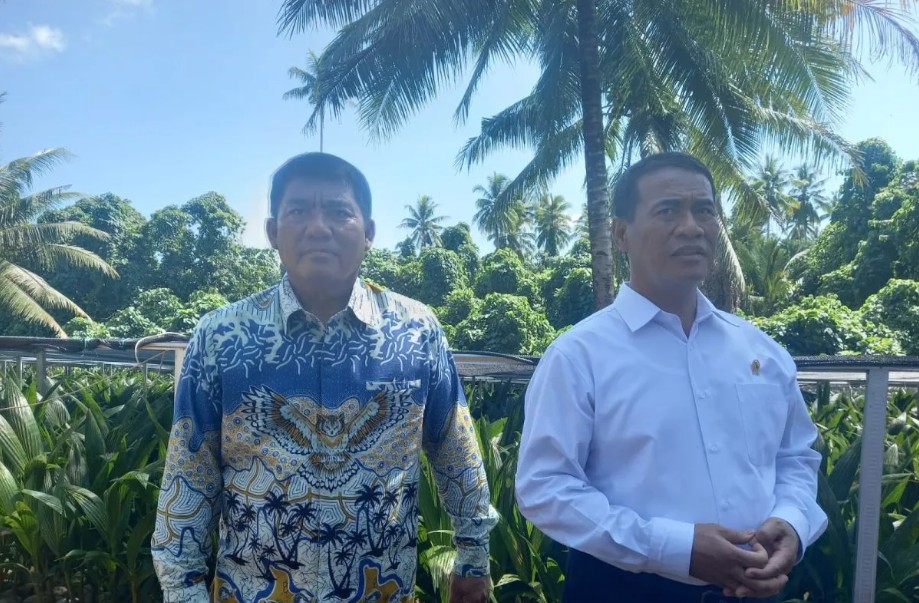Mentan Andi Amran Sulaiman Siapkan Bibit Jagung untuk 15 Ribu Hektare di Sulut dan Genjot Program Perkebunan Nasional