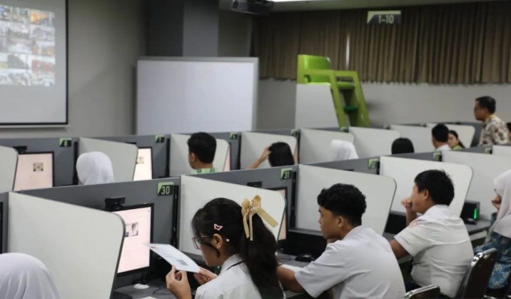 Program Sekolah Garuda Transformasi Dongkrak Penerimaan Mahasiswa RI di Kampus Top Dunia hingga 150 Persen