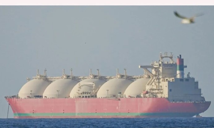 Wakil Ketua Parlemen Iran Sebut Selat Hormuz sebagai “Bom Atom”, Tegaskan Hak Kedaulatan Negara